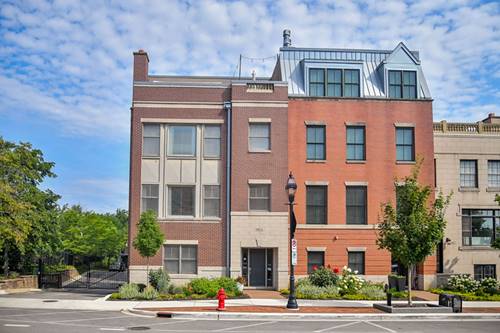 460 Pennsylvania Unit A-1, Glen Ellyn, IL 60137