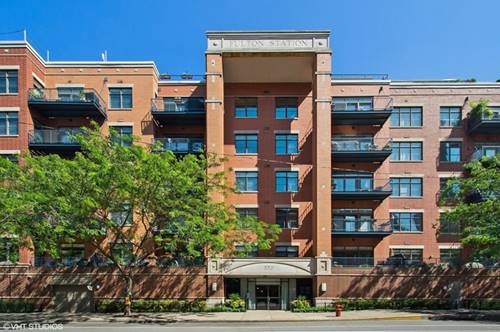 550 W Fulton Unit 602, Chicago, IL 60661