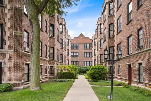 574 Sheridan Unit 3, Evanston, IL 60202