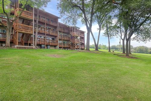 5803 Oakwood Unit C, Lisle, IL 60532