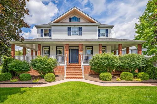 1 Calais, Oakwood Hills, IL 60013