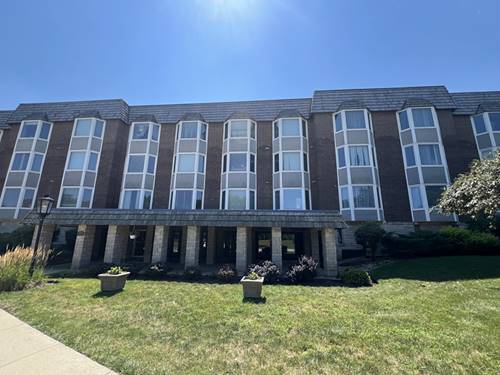 500 Thames Unit 1F, Park Ridge, IL 60068