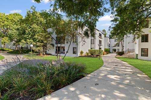 330 W Miner Unit 1C, Arlington Heights, IL 60005