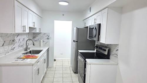 1001 Buccaneer Unit 3, Schaumburg, IL 60173