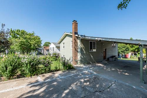 13 N Pioneer, Waukegan, IL 60085