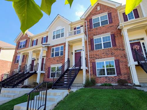 719 Hickory, Mundelein, IL 60060