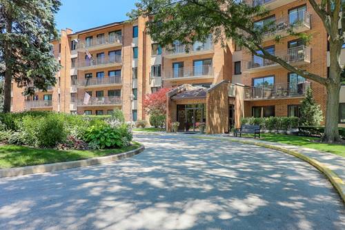 601 Lake Hinsdale Unit 307, Willowbrook, IL 60527
