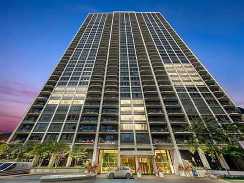 1560 N Sandburg Unit 1412J, Chicago, IL 60610