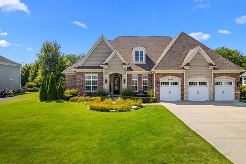 4565 Greywood, St. Charles, IL 60175