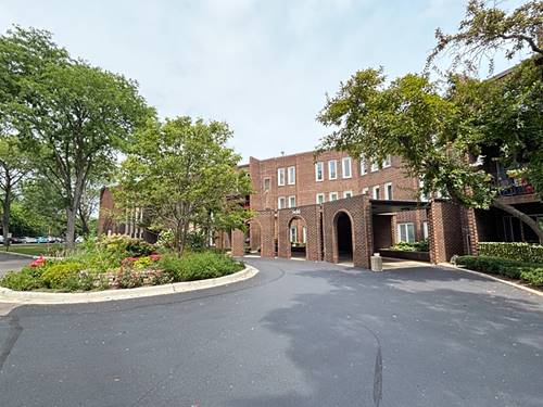 1430 Sandstone Unit 202, Wheeling, IL 60090