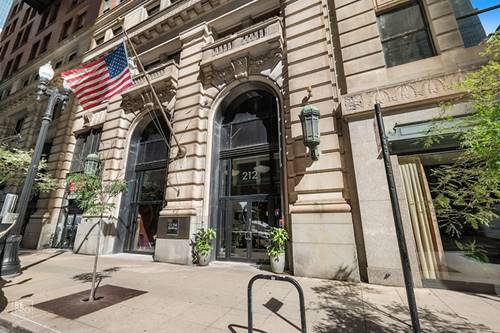 212 W Washington Unit 903, Chicago, IL 60606