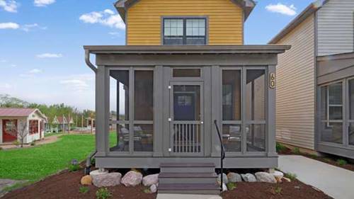 100 Great Loop Dr #60, Ottawa, IL 61350