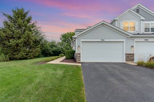 954 Genesee Unit 954, Naperville, IL 60563