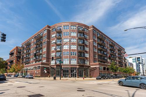 1000 W Adams Unit 703, Chicago, IL 60607