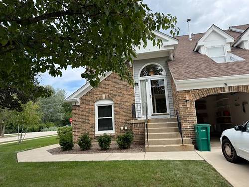 5 Willow Unit 5, Buffalo Grove, IL 60089