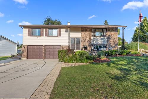 665 Arizona, Elk Grove Village, IL 60007