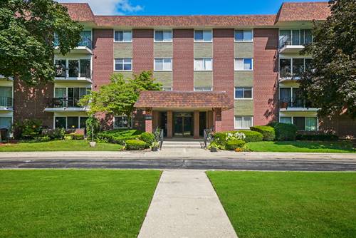 1025 S Fernandez Unit 4C, Arlington Heights, IL 60005