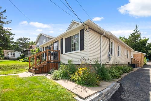 714 Walnut, Lemont, IL 60439