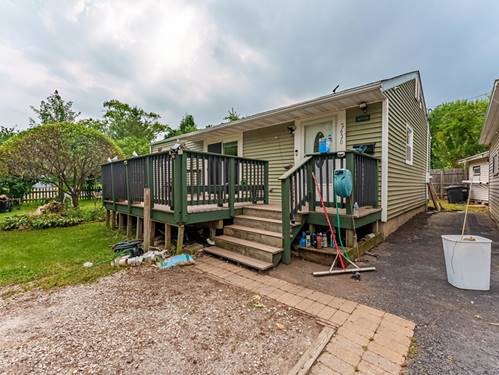 2620 Yeoman, Waukegan, IL 60087