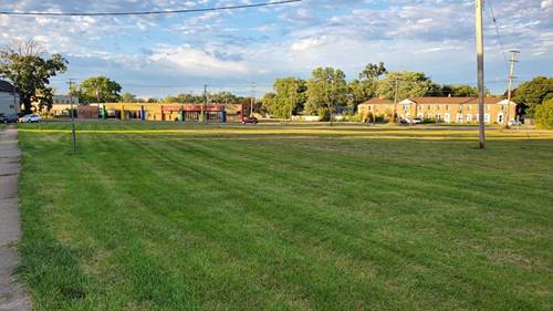 1213 Grand, Waukegan, IL 60085