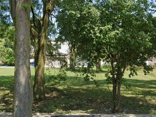 1847 S Sawyer, Chicago, IL 60623