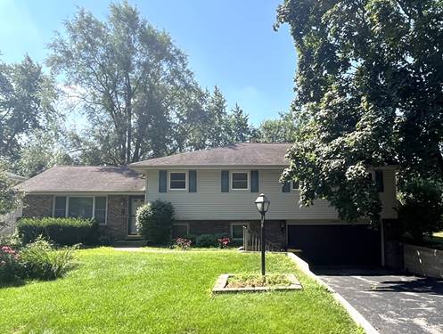 29w239 Ray, West Chicago, IL 60185