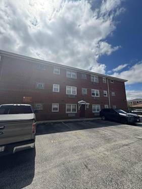 8000 S Pulaski Unit 201, Chicago, IL 60652