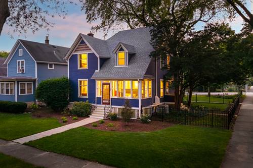 105 S Wright, Naperville, IL 60540