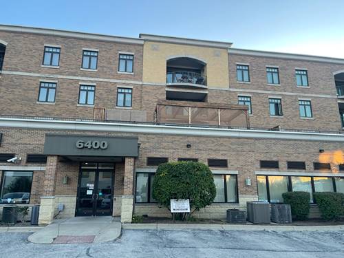 6400 N Northwest Unit 305, Chicago, IL 60631