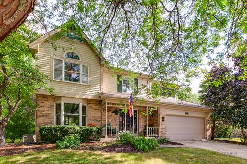 1708 Park Crest, Libertyville, IL 60048