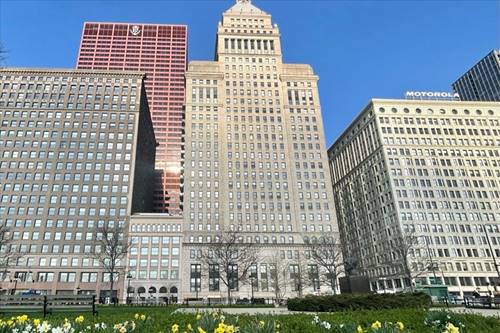 310 S Michigan Unit 1511, Chicago, IL 60604