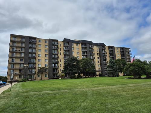 5400 Walnut Unit 712, Downers Grove, IL 60515