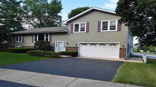 701 Viking, Batavia, IL 60510