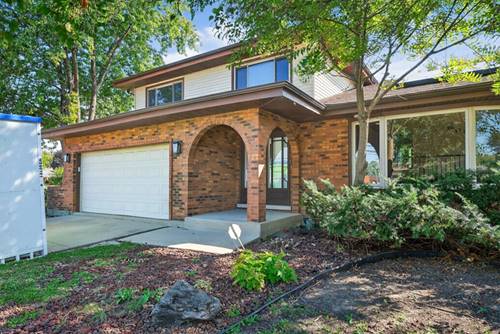 7501 Cambridge, Darien, IL 60561