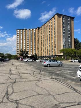 1 N Renaissance Unit 809, Palatine, IL 60067
