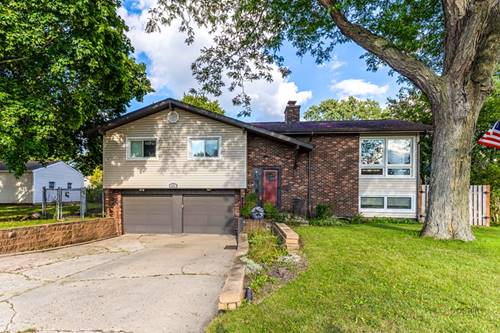 571 Nash, Crystal Lake, IL 60014