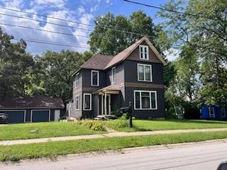 1322 Benton, Crete, IL 60417