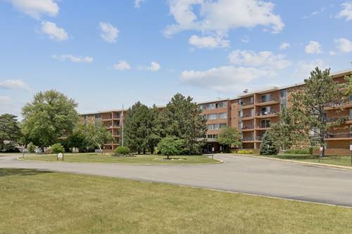 16 E Old Willow Unit 202S, Prospect Heights, IL 60070