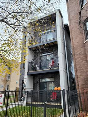 4525 S Prairie Unit 2, Chicago, IL 60653