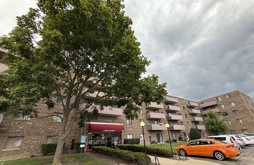 1460 Fairlane Unit 106, Schaumburg, IL 60193