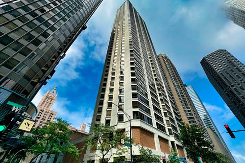 400 E Ohio Unit 1804, Chicago, IL 60611