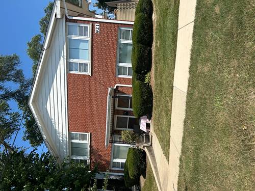 921 & 933 N College, Wheaton, IL 60187