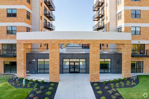 200 Anthony Unit 208, Mundelein, IL 60060