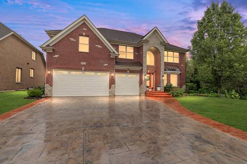 1535 S Douglas, Arlington Heights, IL 60005