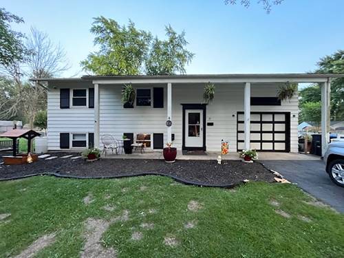 19 Wyndham, Montgomery, IL 60538