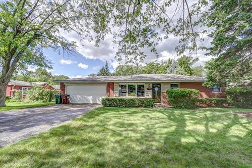 105 Roy, New Lenox, IL 60451