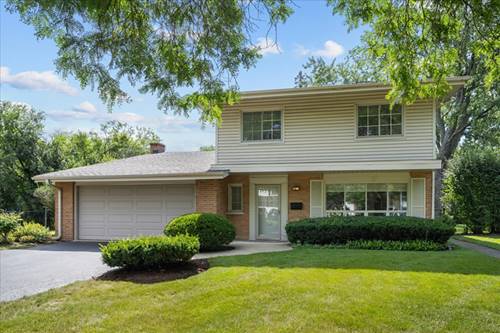 49 Larkdale East, Deerfield, IL 60015