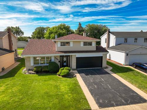 1701 W Goldengate, Addison, IL 60101