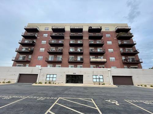 1650 Riverwoods Unit 503, Melrose Park, IL 60160