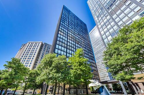 880 N Lake Shore Unit 18E, Chicago, IL 60611
